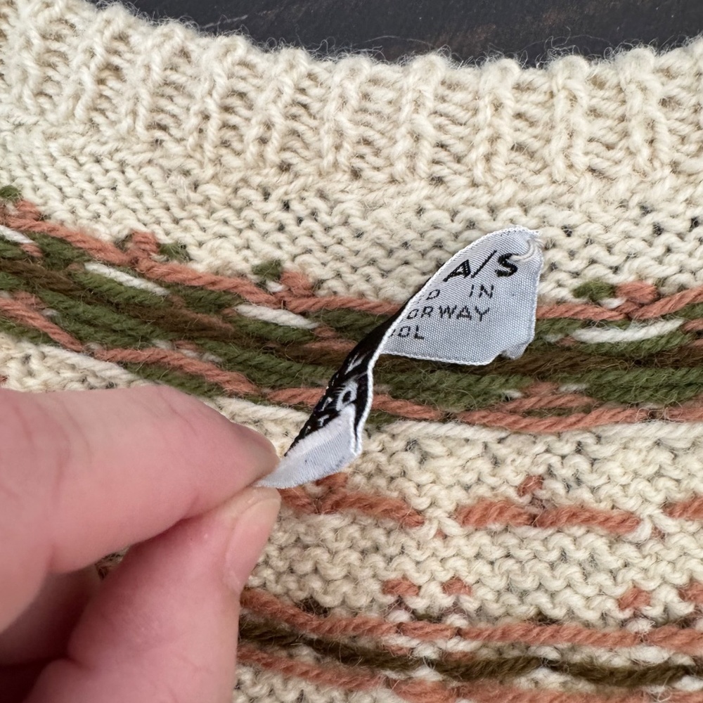 Vintage Foldal A/S HandKnit Fair Isle 100% Wool Cardigan Sweater Nordic S 3 - Picture 7 of 7